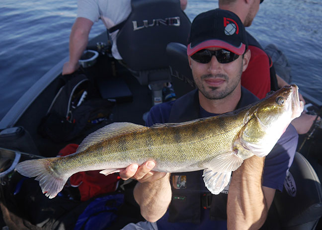 Pro-Guiding-Zander14172