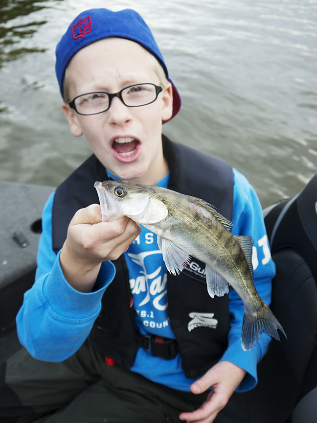 Pro-Guiding-Zander14219