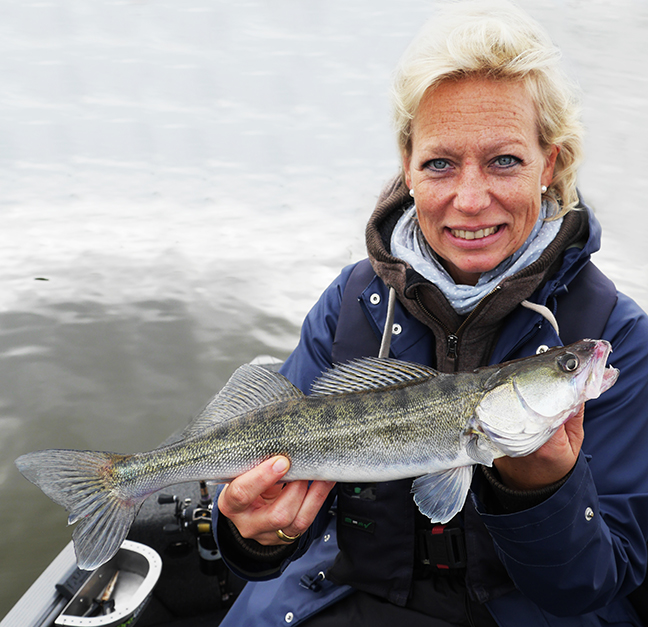 Pro-Guiding-Zander14220