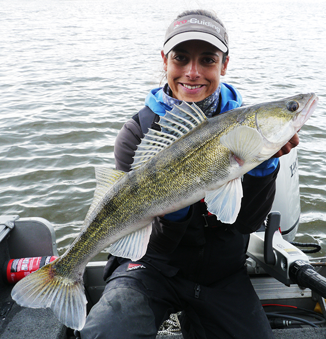 Pro-Guiding-Zander14254
