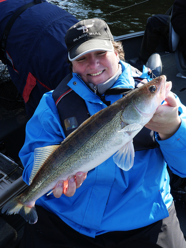 Pro-Guiding-Zander14257