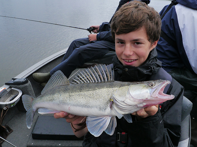 Pro-Guiding-Zander14263