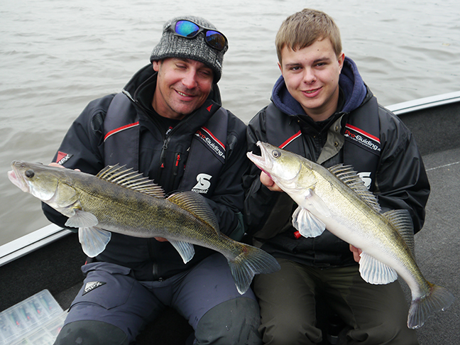 Pro-Guiding-Zander14322