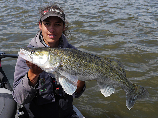 Pro-Guiding-Zander15182