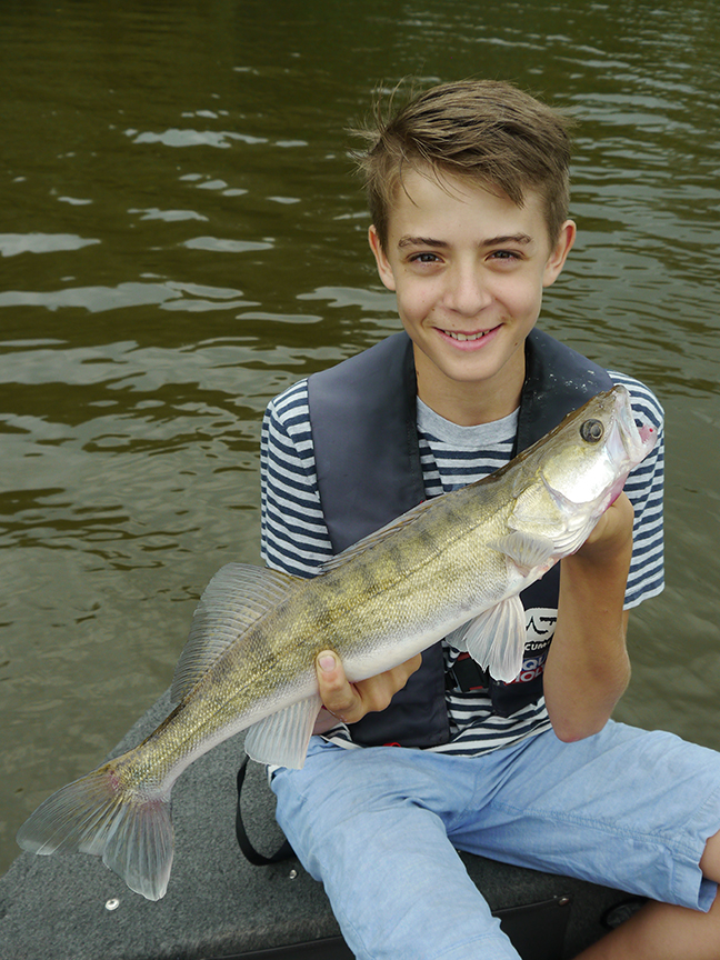 Pro-Guiding-Zander16166