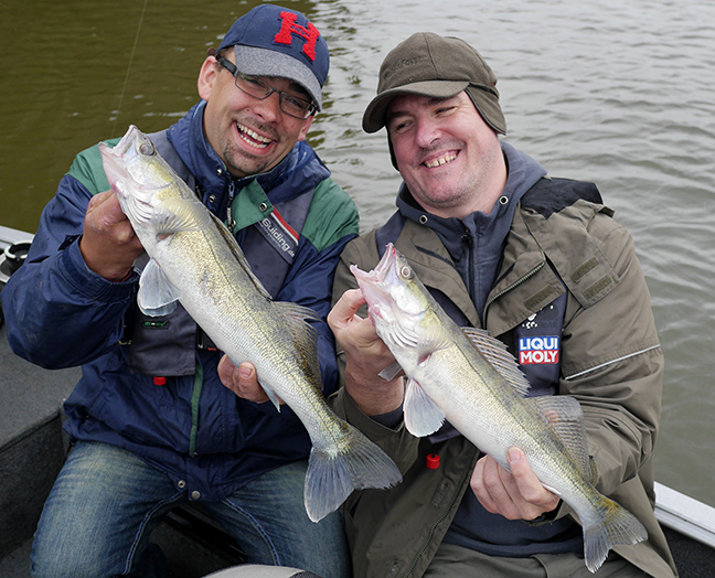 Pro-Guiding-Zander17034