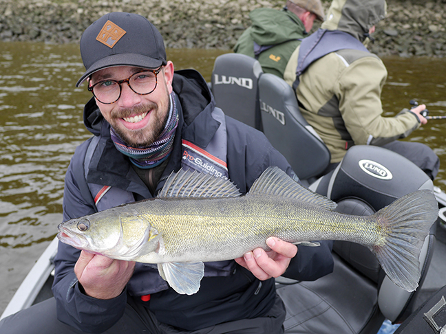 Pro-Guiding-Zander17059