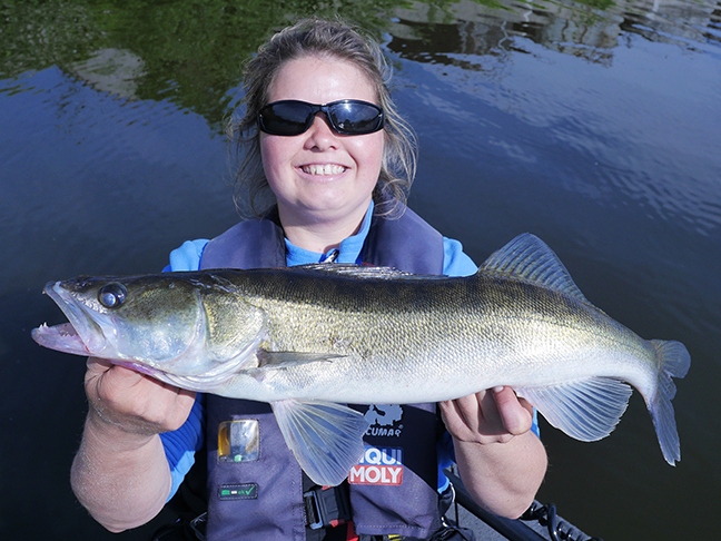 Pro-Guiding-Zander17061