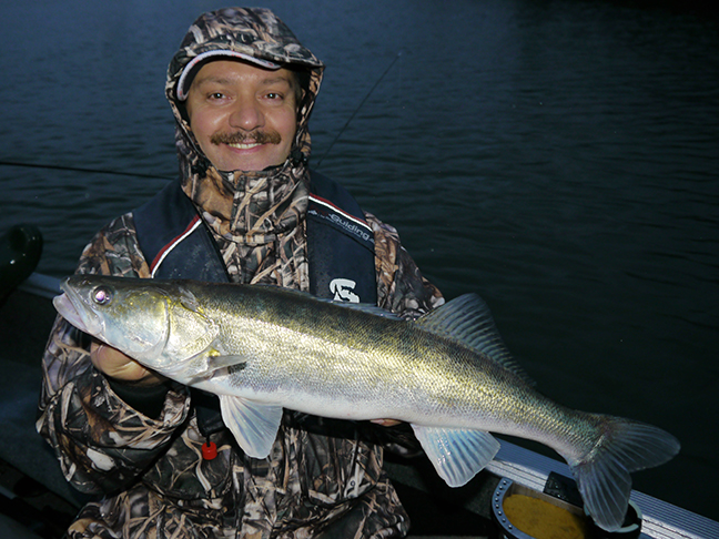 Pro-Guiding-Zander17347