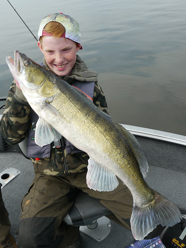 Pro-Guiding-Zander18150
